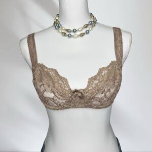 Vintage Victoria’s Secret Lace Bra